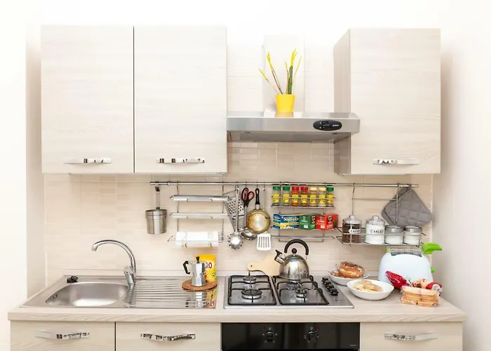 Vecchia - Tribunali Неаполь